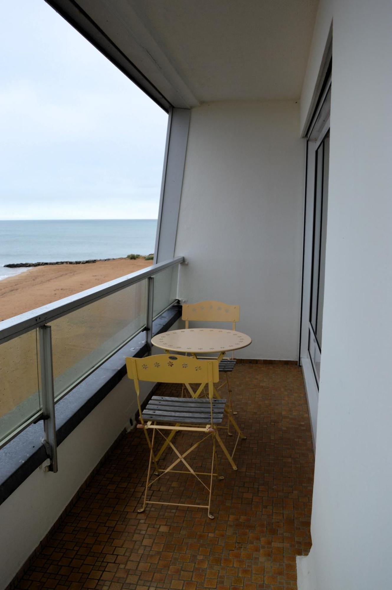 L'Esperluette - Magnifique Vue Mer Et Balcon 库尔瑟勒·苏尔·梅尔 外观 照片