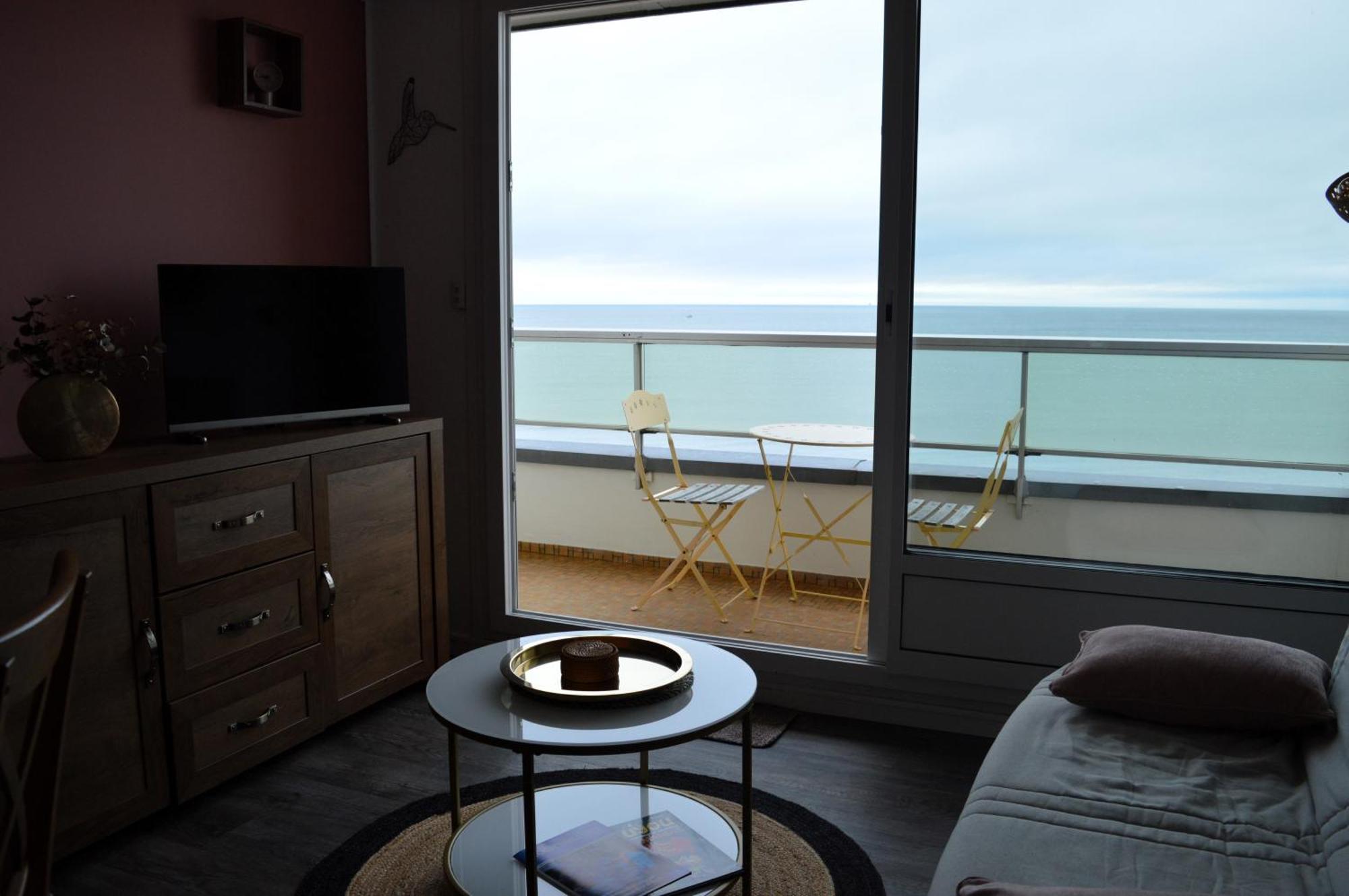 L'Esperluette - Magnifique Vue Mer Et Balcon 库尔瑟勒·苏尔·梅尔 外观 照片
